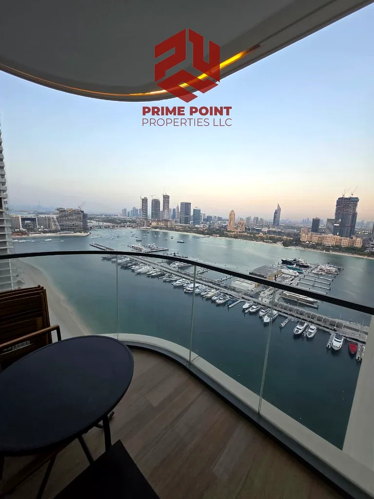 إطلالات بحرية خلابة | حياة فاخرة | طابق عالٍ63733696009474110