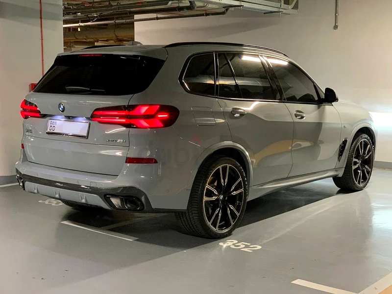 BMW X5 xDrive40i Exclusive M Sport63612445829890113