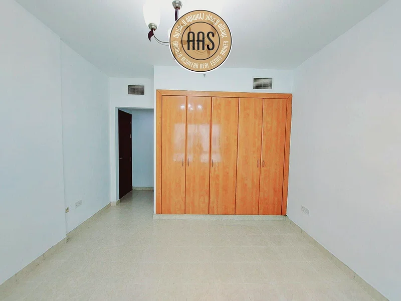 Near to mulla plaza huge 2bhk with all amenities63755996397697112