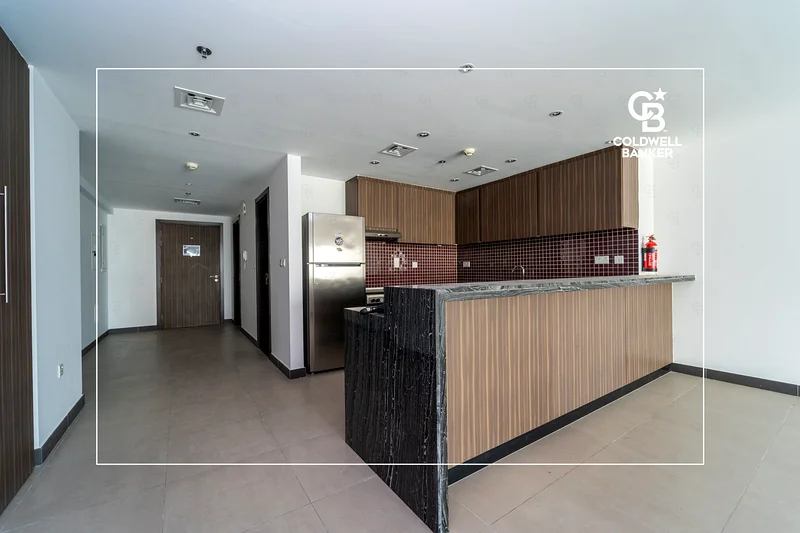 Large 1 Bed+Study | Pool View | Vacant63726575896323112