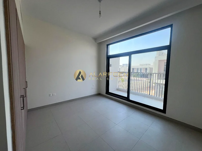 Spacious 4 Bhk|Premium Quality|Prime Location63752076625665112