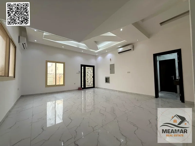 فرصتك الآن للعيش في فيلا فاخرة للإيجار بسعر مناسب، مع تشطيبات وتصميم عصري في منطقة الياسمين، موقع هادئ ومثالي ل63720142138882110