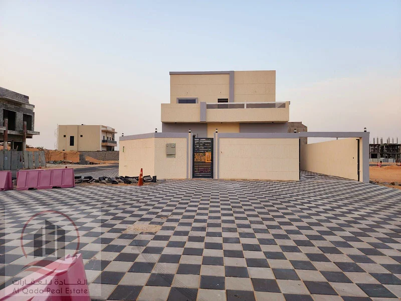 فيلا للبيع في عجمان، منطقة الهيليو 2، تشمل رسوم التسجيل (3 غرف نوم رئيسية + غرفة معيشة كبيرة مع أحواض + قاعة كبيرة + غرفة خادمة + هـ)63905218187522111