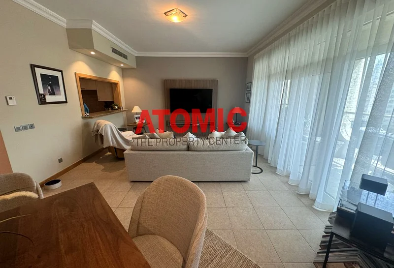 طابق عالي، شقة من غرفتي نوم وغرفة خادمة، مؤجرة، النوع E!64009545659265114