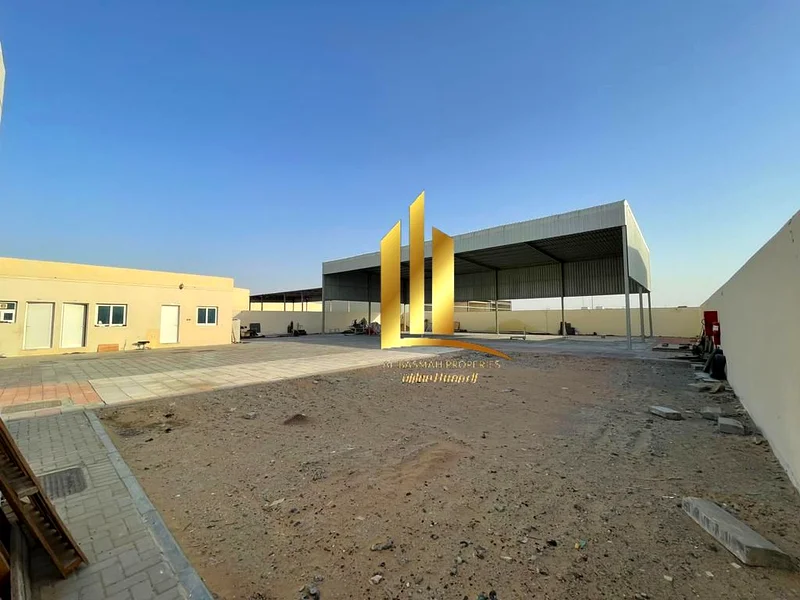 للبيع في منطقة الساجا الصناعية63819129558017112