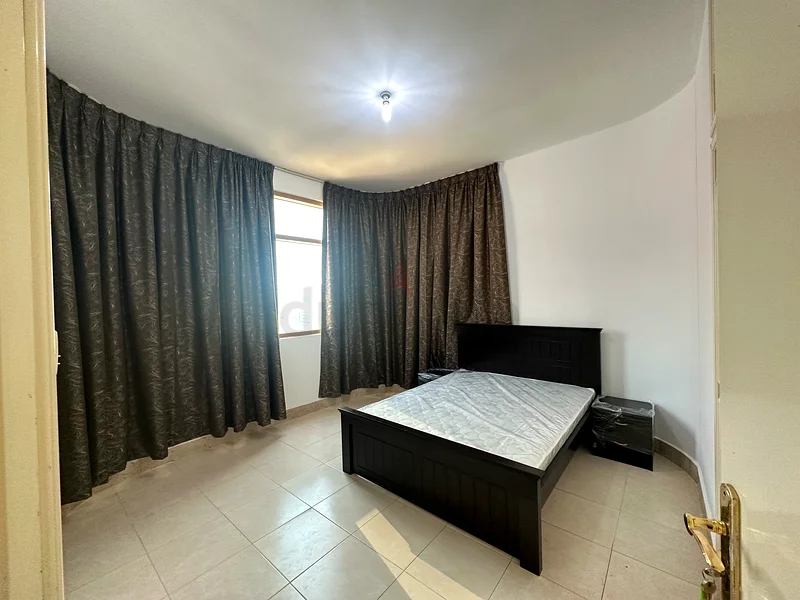 Executive Class Master Room Available Near WTC Mall63797301245571110