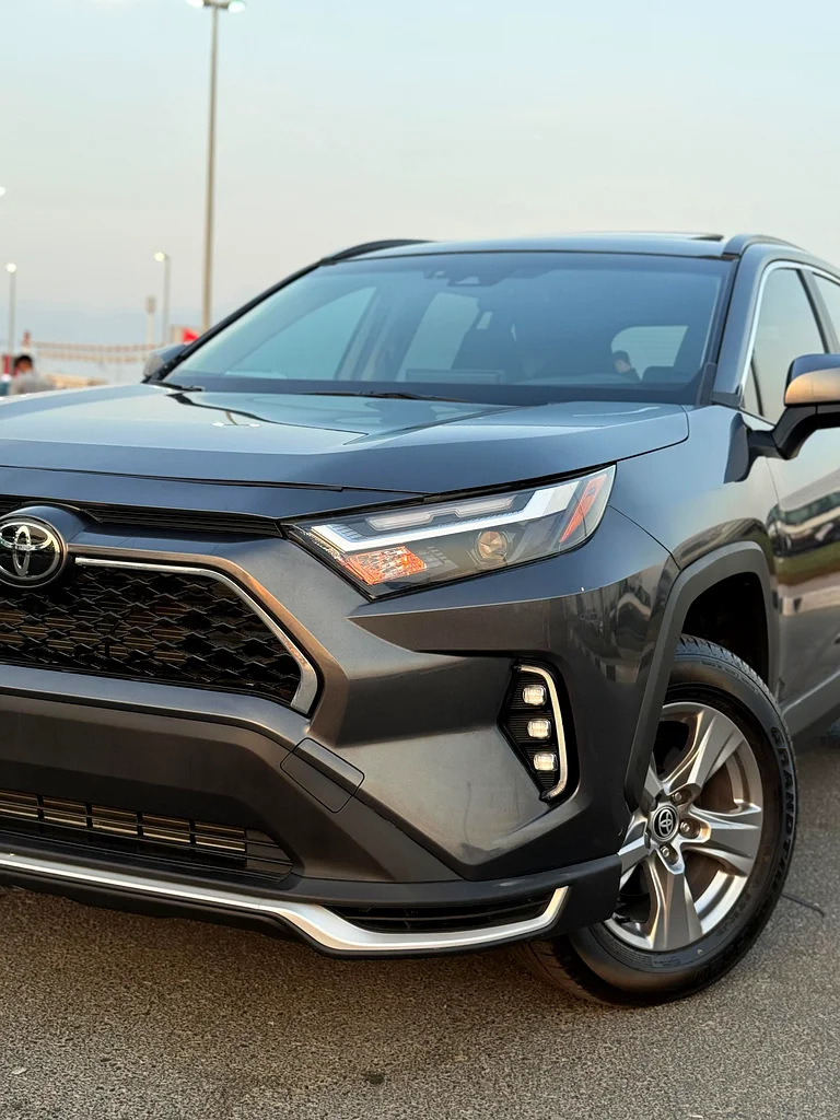 Toyota Rav4 XLE FULLOPTION 202463612792512385112