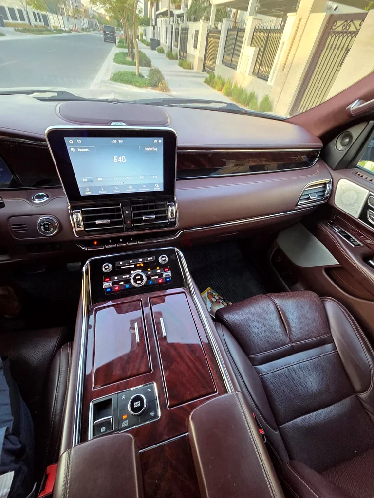 Lincoln Navigator Presidential 2020 | GCC Specs | First Owner63613734700033113