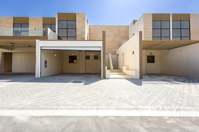 Upgraded | Handed Over | Modern | Luxurious63991820775682110