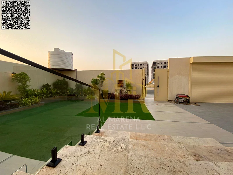 A unique opportunity to own an elegant villa designed with modern standards that combine luxury and comfort, at an attractive price that includes ever63872558007811110