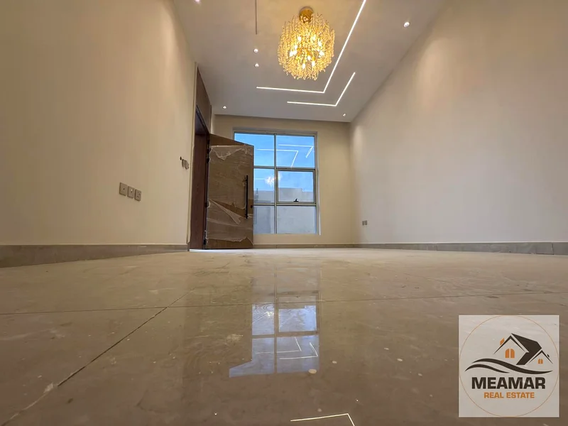 فيلا للبيع، بما في ذلك رسوم التسجيل ورسوم الملكية، بسعر خاص63905344544130112