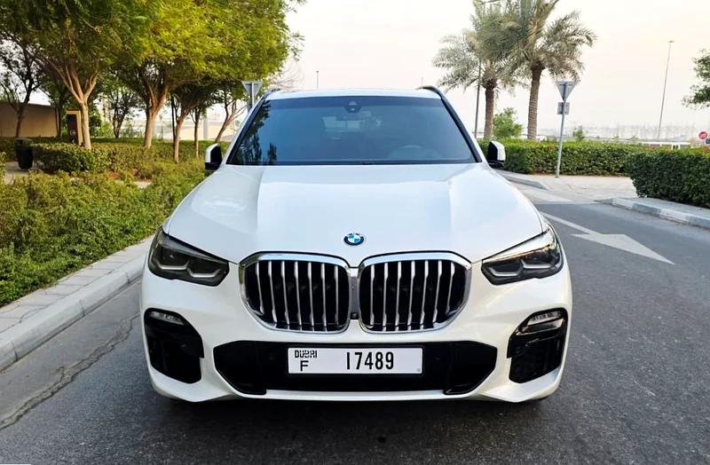 2019 Model / GCC Specs / Free Accident / 3.0L Twin Turbo V6 engine / From the owner direct63612446209666111
