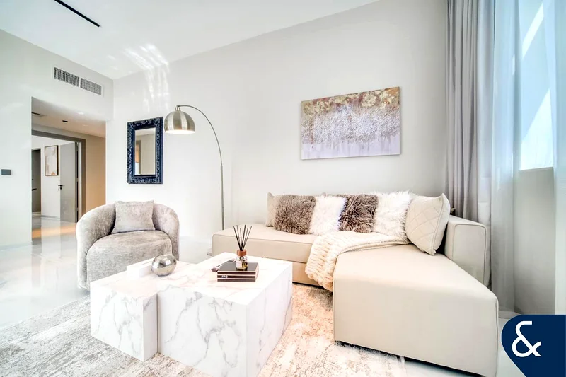 Fully Upgraded | Sleek & Modern| Canal Views63789919584897110