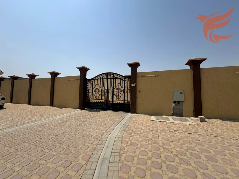 فيلا واسعة مكونة من 3 غرف نوم للإيجار في الدhait الجنوبية63814659771265111