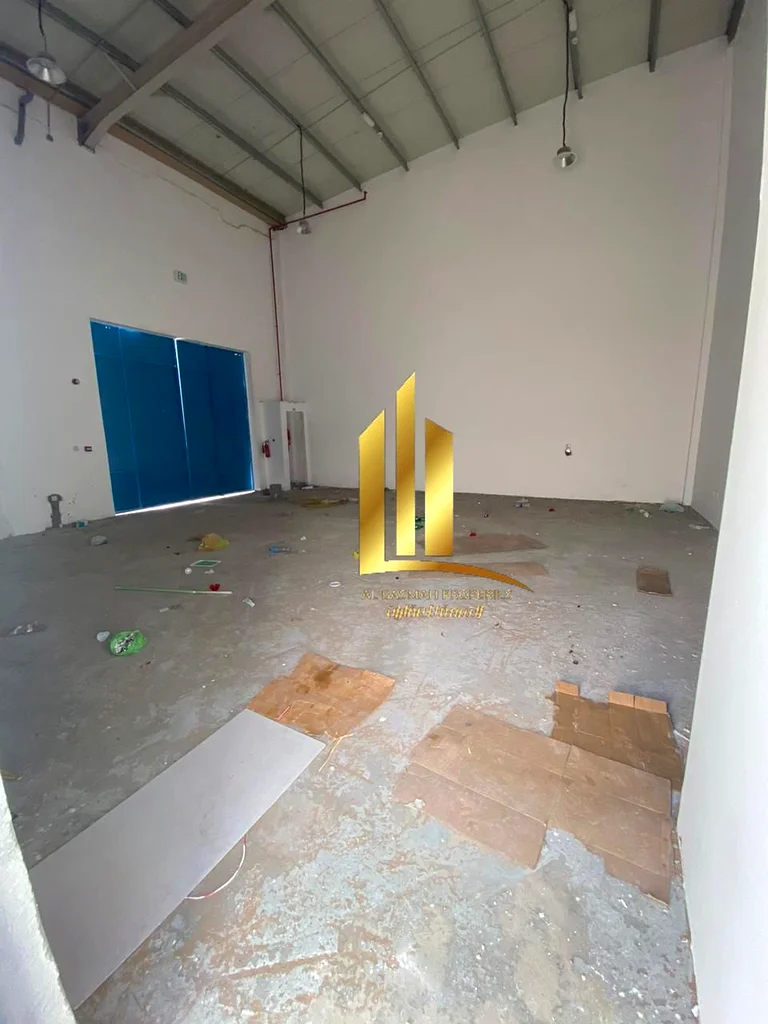 6 warehouses for rent in Al Sajaa Industrial Area, Sharjah. Land area: 14,500 square feet. Distinctive location in Al Hano Al Jadeed.63622816326786113