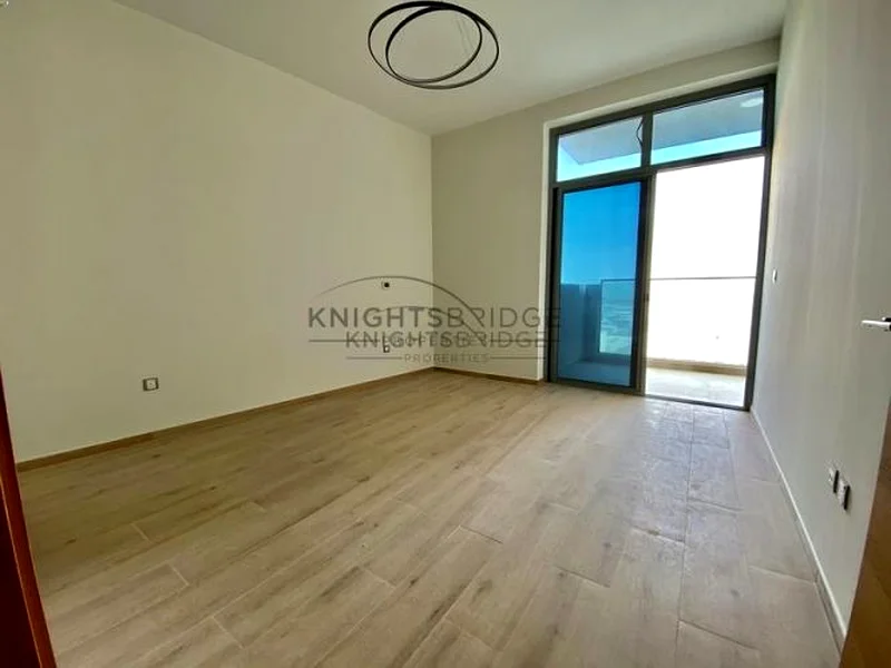 Exclusive Unit | Close To Metro | Price To Sell63941386637443114