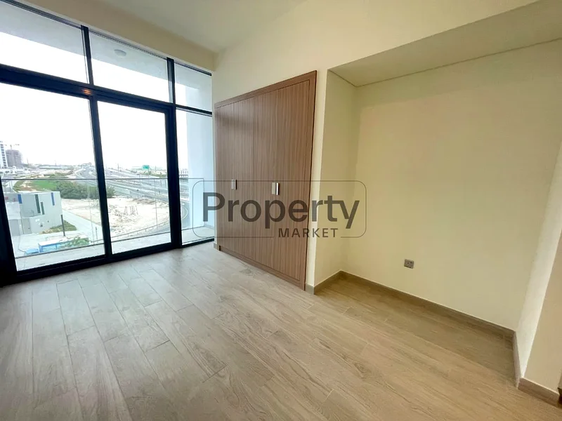 Vacant | Prime Location | Balcony | Unfurnished63801146139907110
