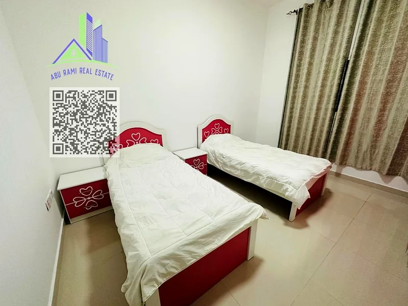 Available now: two rooms and a living room with direct sea view, best price63838122855170112