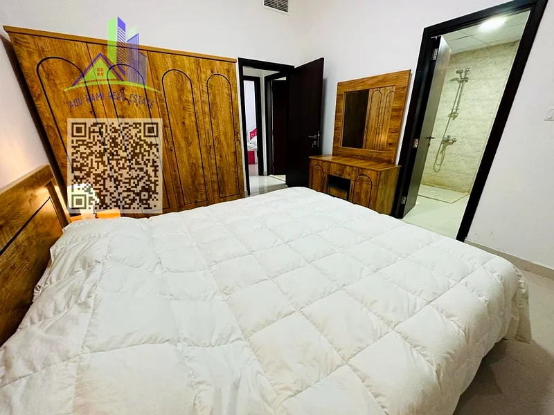 Available now: two rooms and a living room with direct sea view, best price63838122855170113