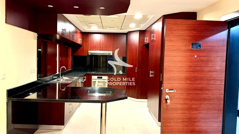 Elegant Living | 3BHK +Maid With 2-Car Parking | Family Building63744426591235113