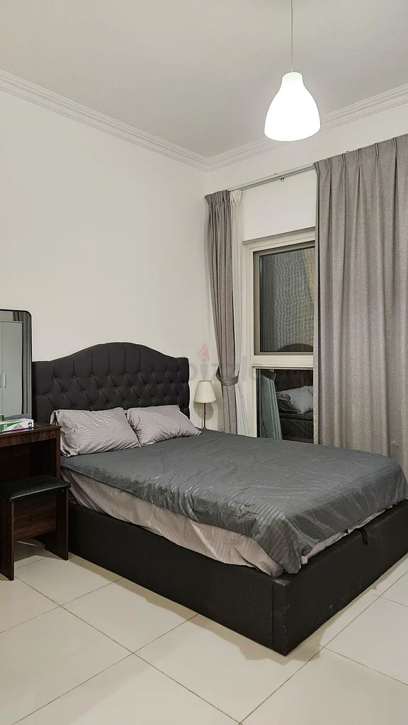 Spacious studio! NO COMISSION! Monthly rent, fully furnished, bills included63830944015361113