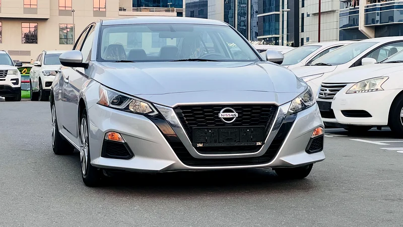 ALTIMA 2020 GCC SINGLE OWNER 1 YEAR WARRANTY , 100% BANK LOAN 0% DOWN PAYMENT,63613131122818114