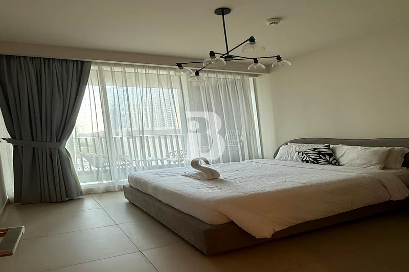 SERENE VIEWS | ELEGANT DESIGN | BEST LAYOUT64027240338818113