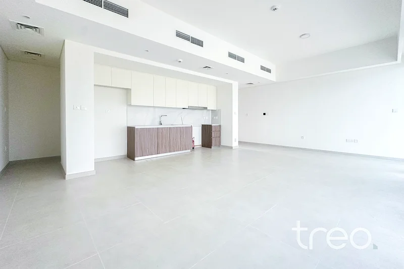 Close to Pool | Single Row | Park Facing63732482400643114