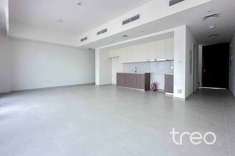 Close to Pool | Single Row | Park Facing63732482400643113