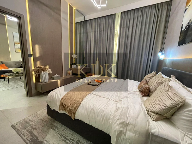 Higher Floor | Fully Furnished | Prime Location63784113186050114