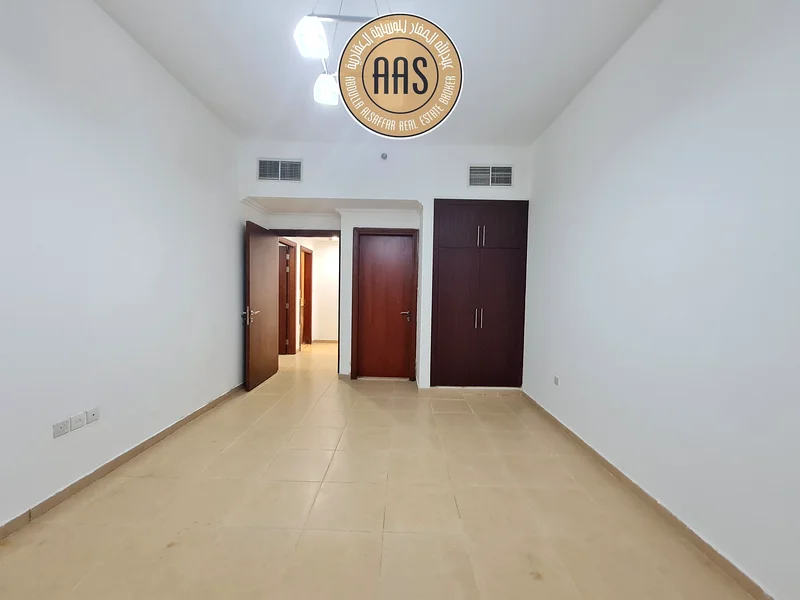 قريب من كارفور للمشاركة العائلية مع موقف سيارات واحد63756870485633114