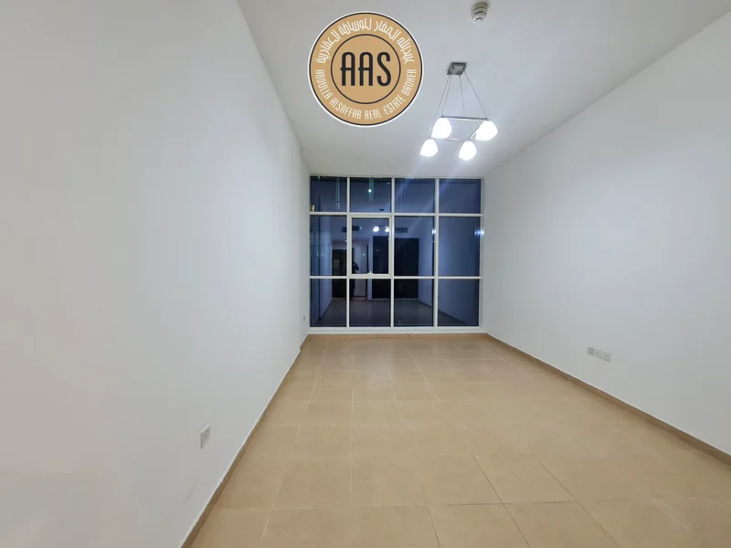 قريب من كارفور للمشاركة العائلية مع موقف سيارات واحد63756870485633110
