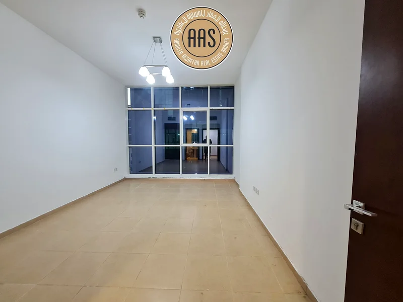 قريب من كارفور للمشاركة العائلية مع موقف سيارات واحد63756870485633113