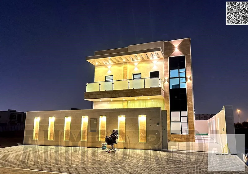 Villa for sale in Ajman, Al Helio 1 area. The villa consists of 3 master bedrooms, a majlis, a hall, and a maid's room.63892909232386111