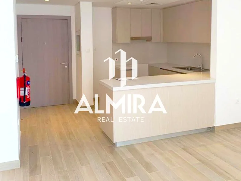 Canal View | Highly Maintained | Spacious 2BR Apt63849119286913112