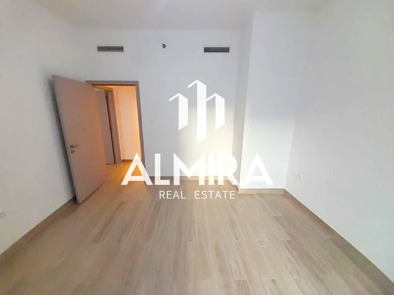 Canal View | Highly Maintained | Spacious 2BR Apt63849119286913114