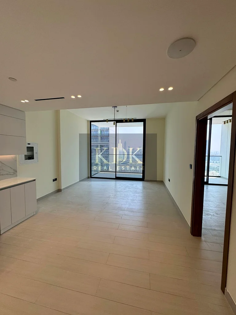 High Floor |  Vacant | Prime Location63778556590594111