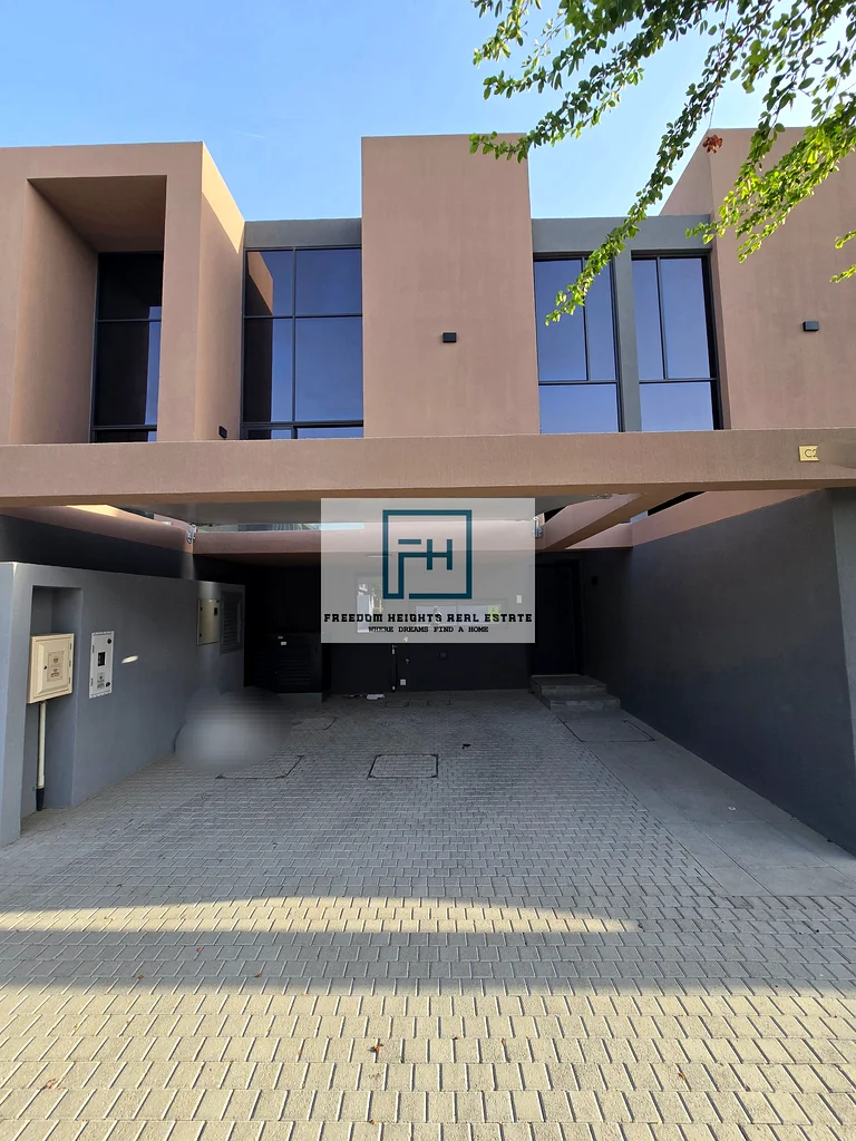 🏠 Robinia  Modern 2-Bedroom Townhouse | 4 Bathrooms | 1,962 Sqft | AED 120,000 | 4 Cheques63654746350979110