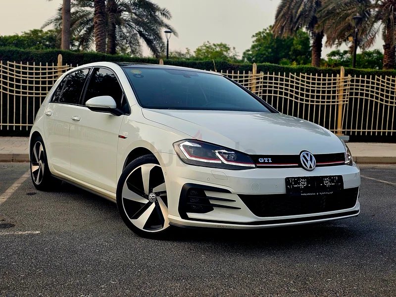 VW golf GTI 2018 GCC No accident Well maintained63612061991043112