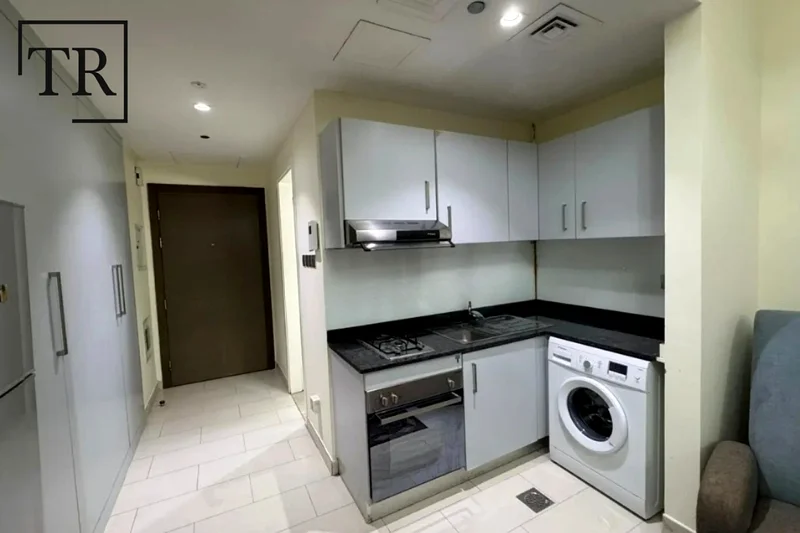 Pool View | Next To Metro | Furnished | Prime Spot63761924300802113