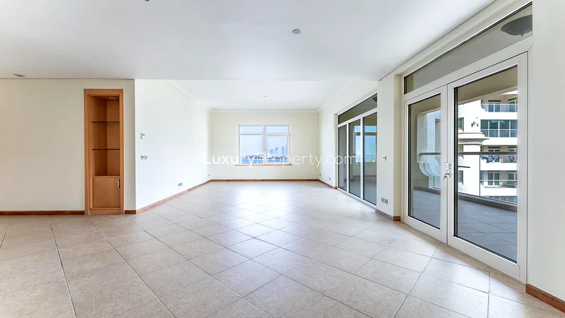 Sea Views | Private Beach | Available Now63753356879617113