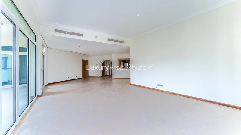 Sea Views | Private Beach | Available Now63753356879617112