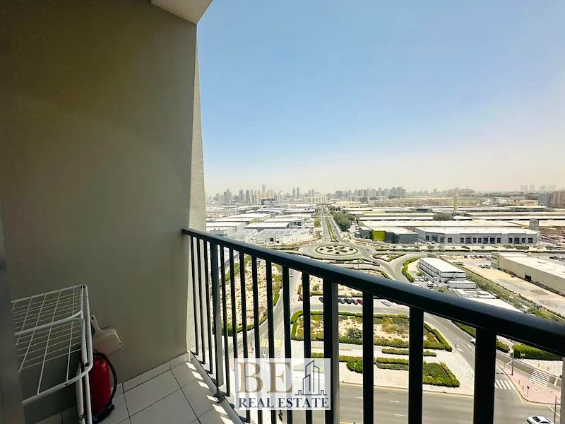Bright Studio | Prime Location | For Sale64031693091842110