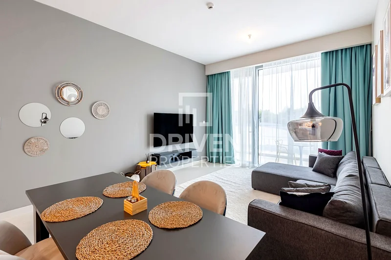 Study Room | Park View | Multiple options63950051365507113