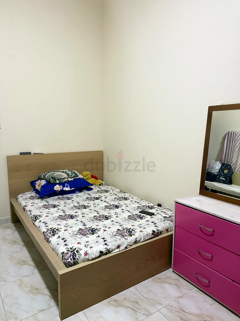 غرفة خاصة للإيجار63797397782915110