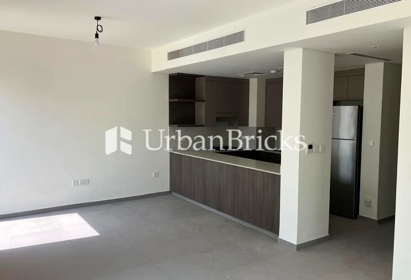 Landscaped | Single Row | Vacant63733234520706112
