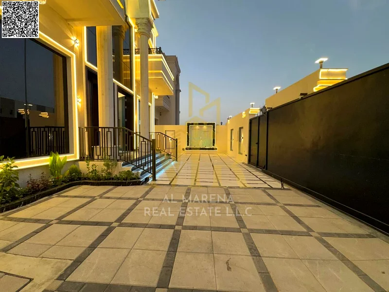 A villa directly from the owner, with personal finishing, on a main street, close to all services. Freehold for all nationalities and without a down p63904697924865112