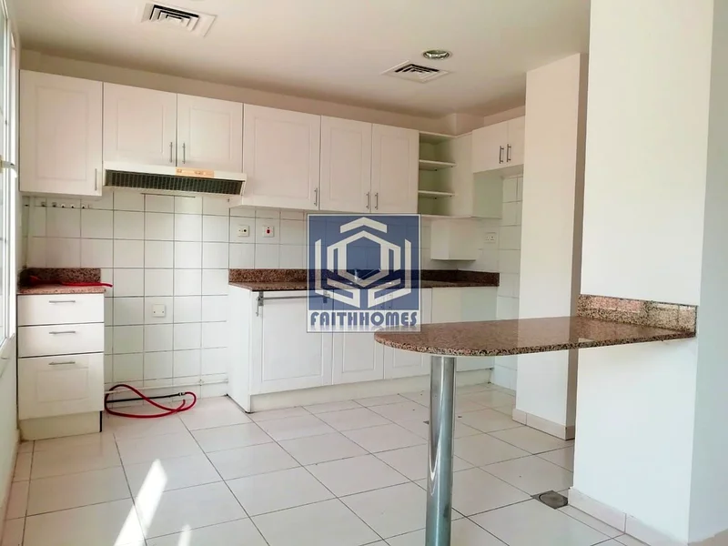 مؤجر | فيلا من غرفتي نوم + غرفة دراسة | نوع 4M63922402907649110