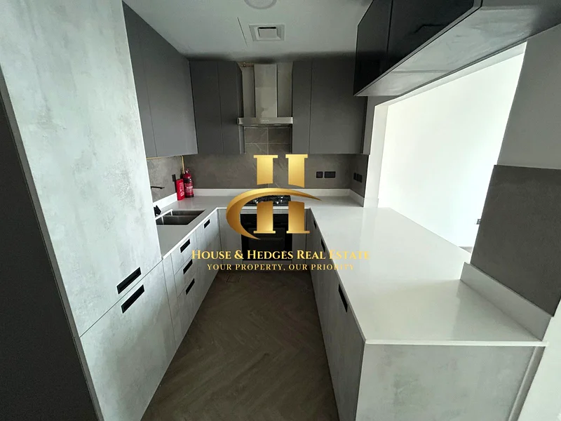 مطبخ مجهز بالكامل | شاغر | تخطيط واسع63784611189761111