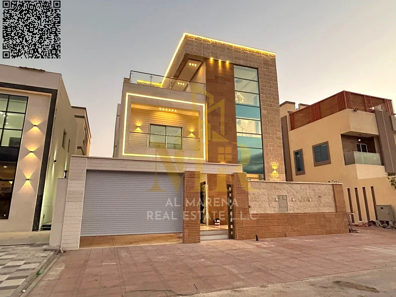 A villa directly from the owner, with personal finishing, on a main street, close to all services. Freehold for all nationalities and without a down p63882221090177114